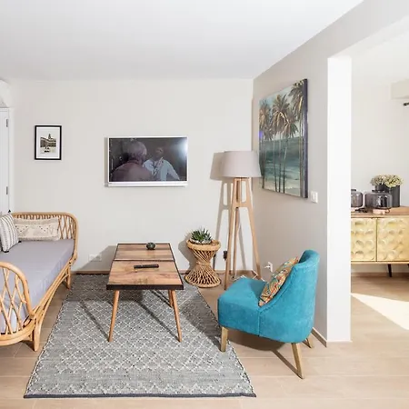 10 & 11 By Des Lices Saint-Tropez